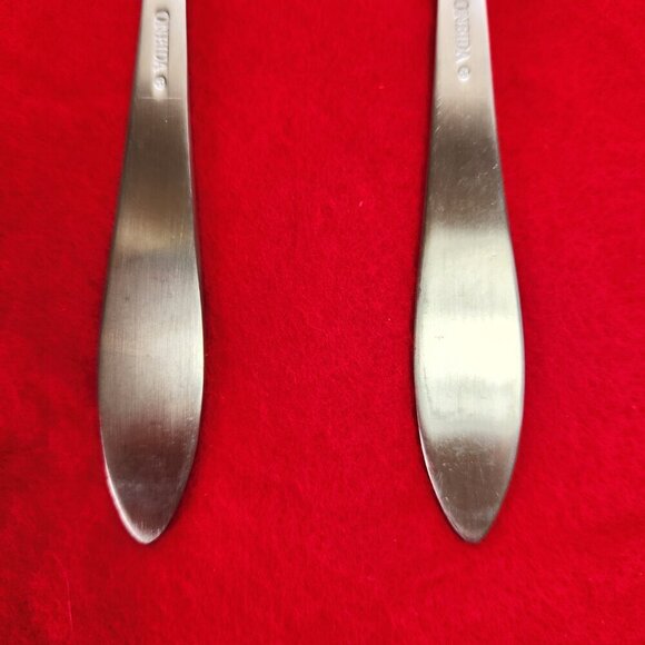 Oneida Cold Meat Serving Forks Mooncrest Pattern 8" Set of 2 - Picture 9 of 9